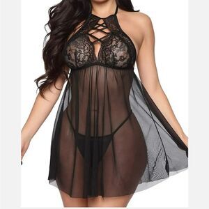 Chic Black Lace Halter Chemise